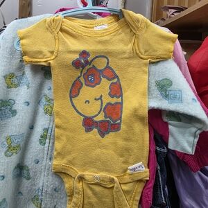 Gerber Yellow Bodysuit with Giraffe Design